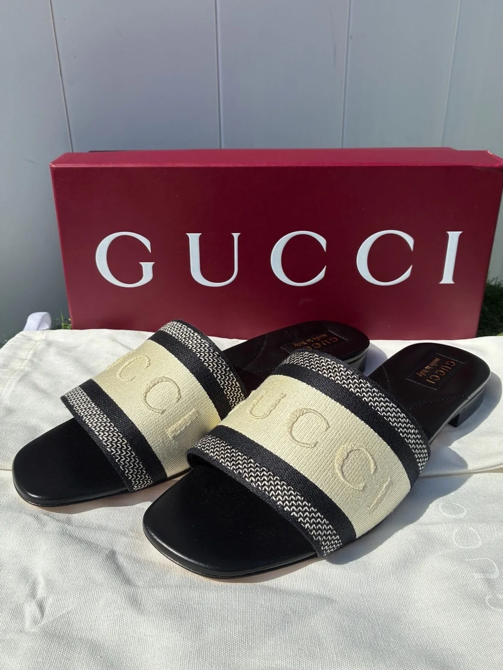 GUCCI JANE EMBROIDERED LOGO BLACK IVORY JACQUARD LEATHER SANDALS SZ 39.5 NEW